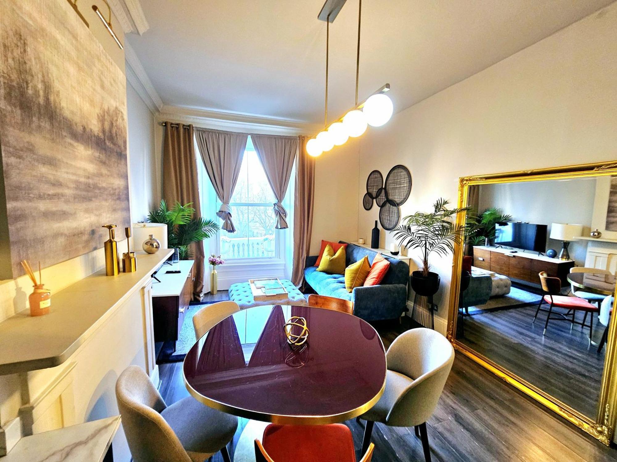Stylish Hyde Park Home By Tube Stations With Elevator 伦敦 外观 照片