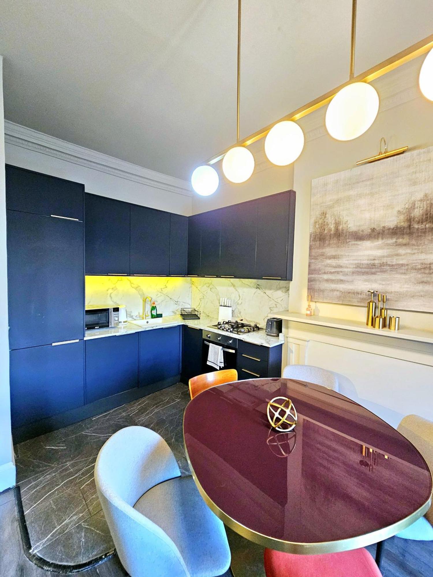 Stylish Hyde Park Home By Tube Stations With Elevator 伦敦 外观 照片