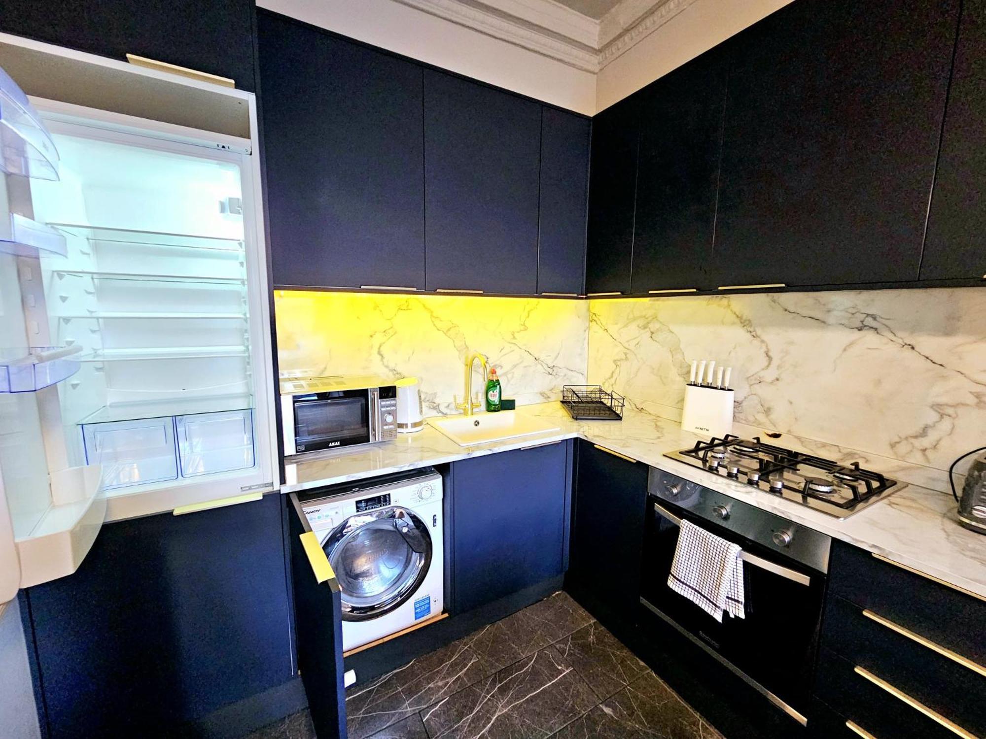 Stylish Hyde Park Home By Tube Stations With Elevator 伦敦 外观 照片